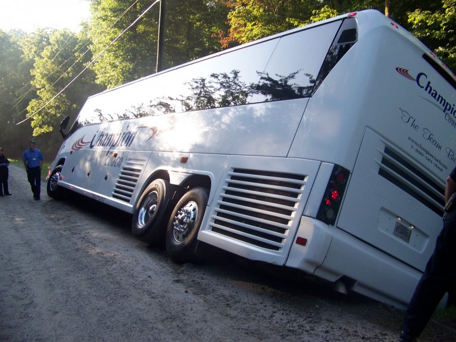 http://images.accesswdun.com/uploads/articles/2012/7/250725/07_16_12_camp_barney_tour_bus_(2)_p3.jpg