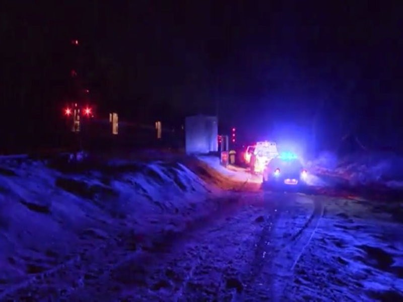 3 cars on Amtrak train derail in Savannah, no one hurt ...